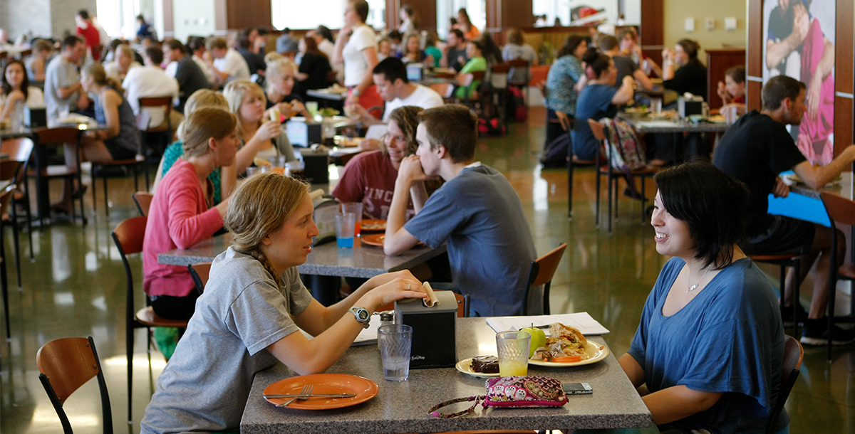 Students dining in the Hoff Dining Commons 