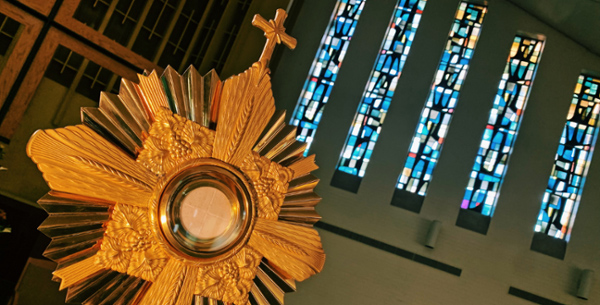 monstrance with host on the altar in Bellarmine Chapel