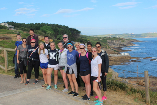 Group Photo of XU Study Abroad Students in Spain