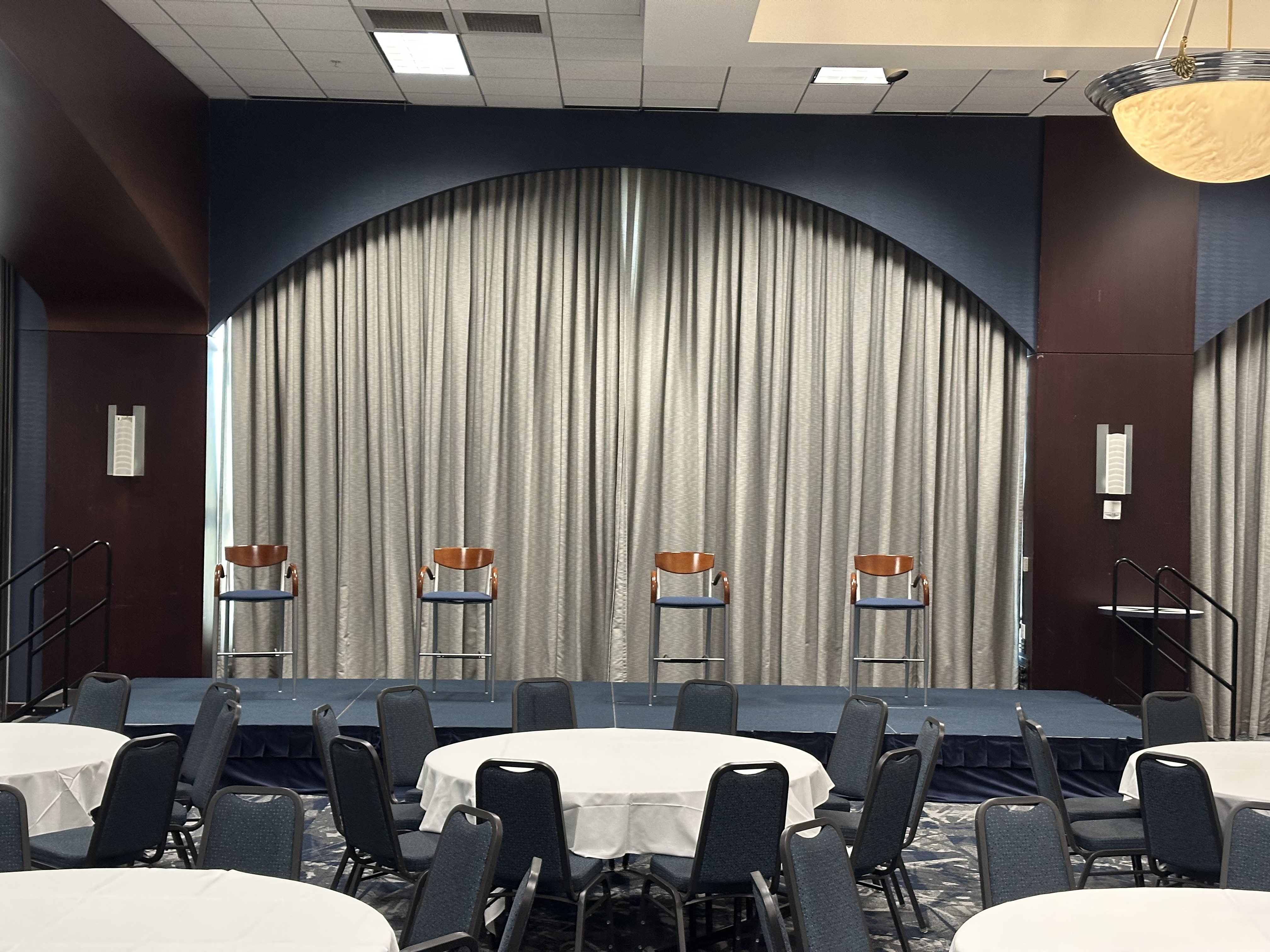 panelstage.jpg