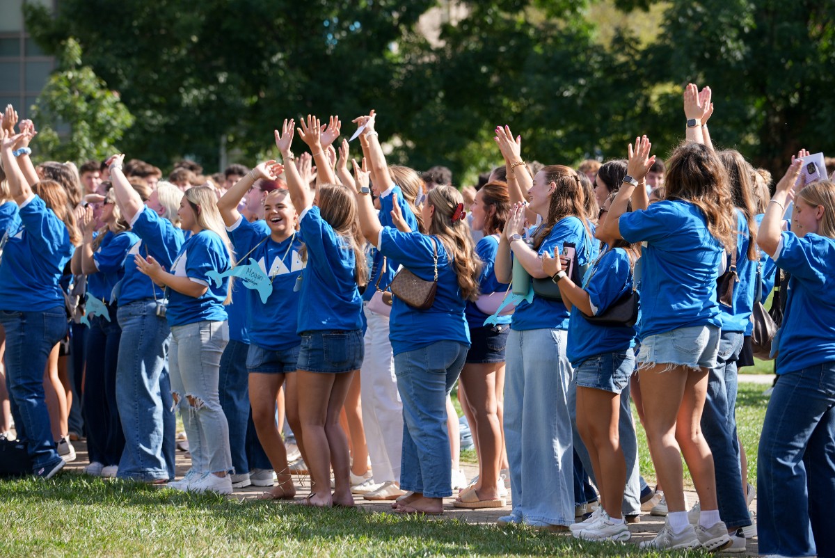 Tri Delta's Jumping