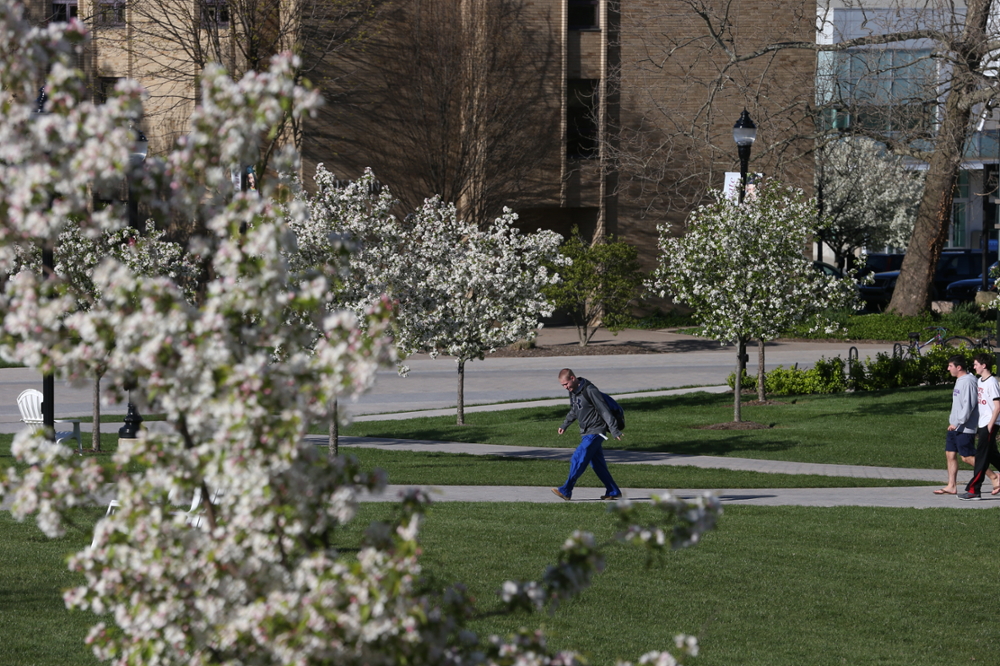 Students walking on Xavier University's yard