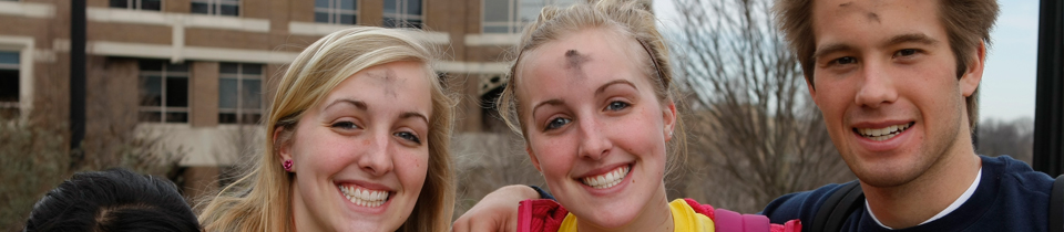 Group Photo of XU Students receiving Lent