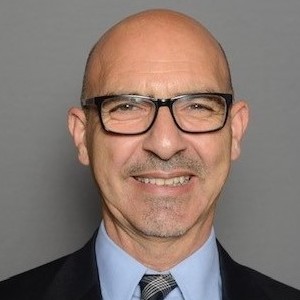 waleed-fadayel-headshot.jpg