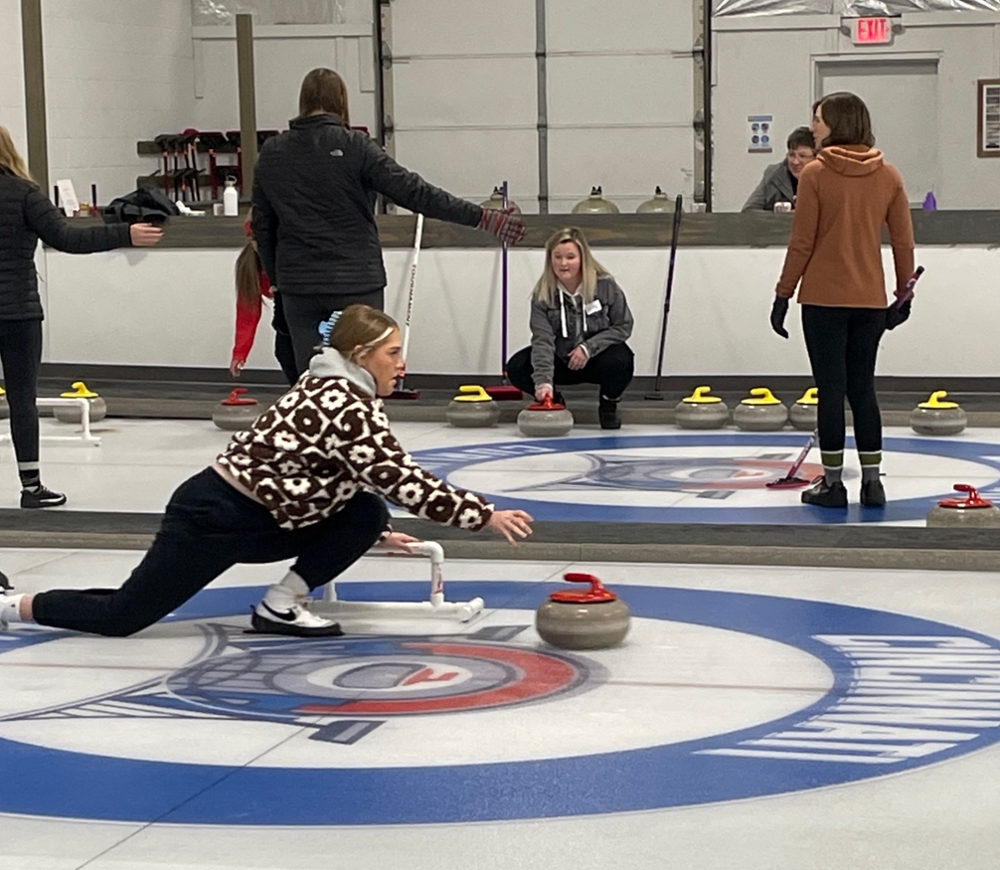 Xavier MSAT Students at the Learn to Curl Event