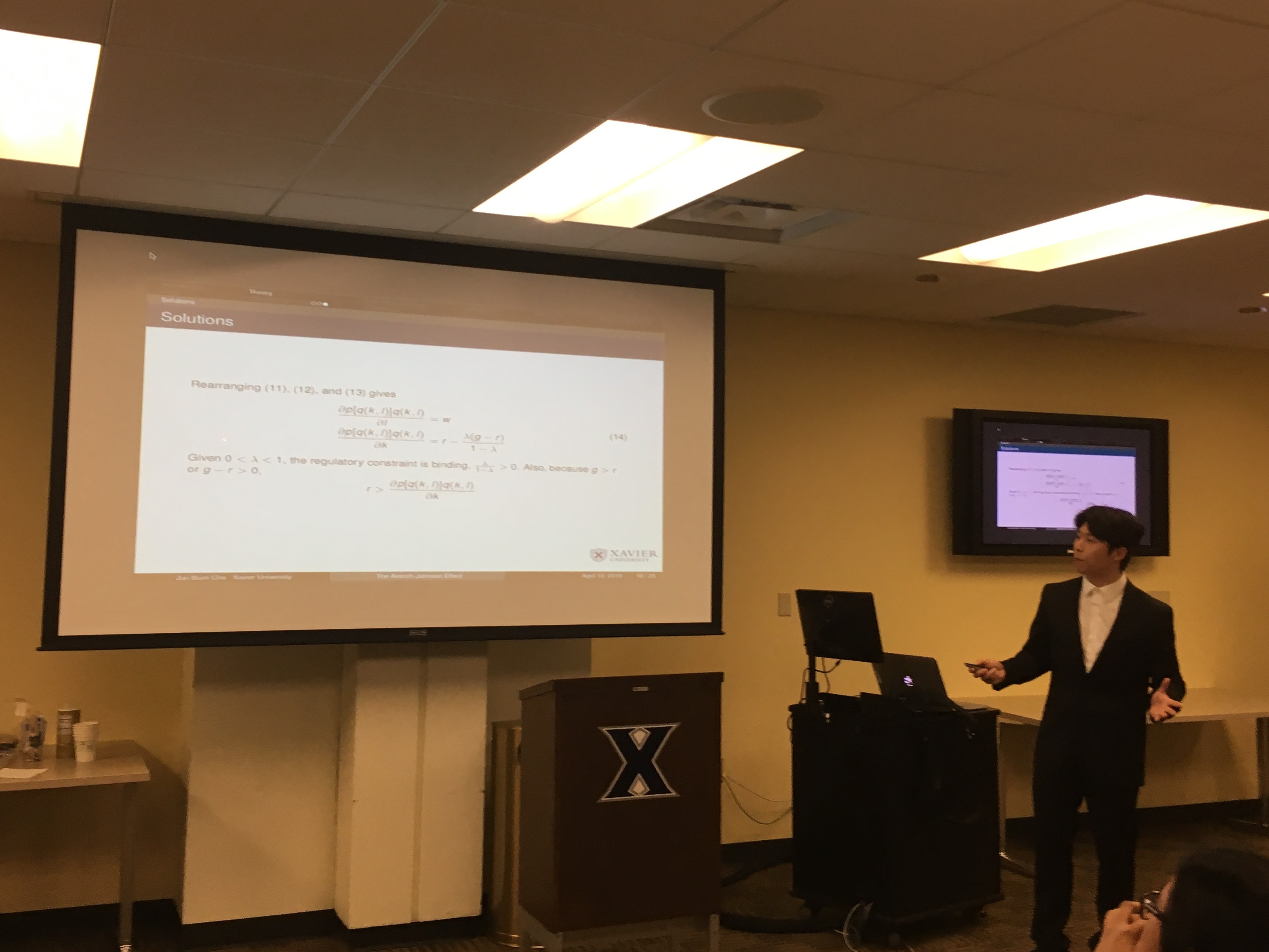 Photo of Jun Bum Cho's presentation