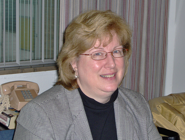 Photo of Dr. Leslie Prosak-Beres