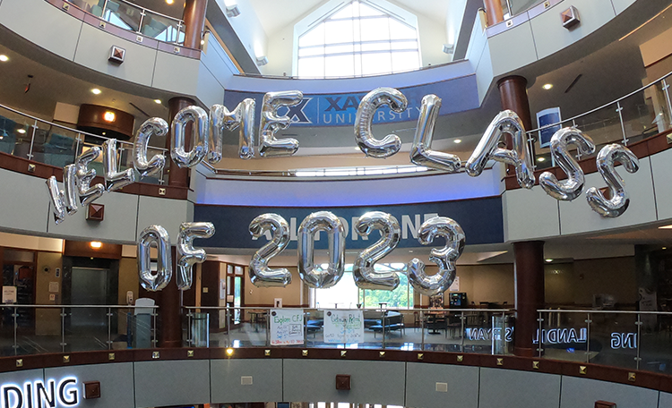 Photo of Balloons inside GSC that read 'Welcome Class of 2023'