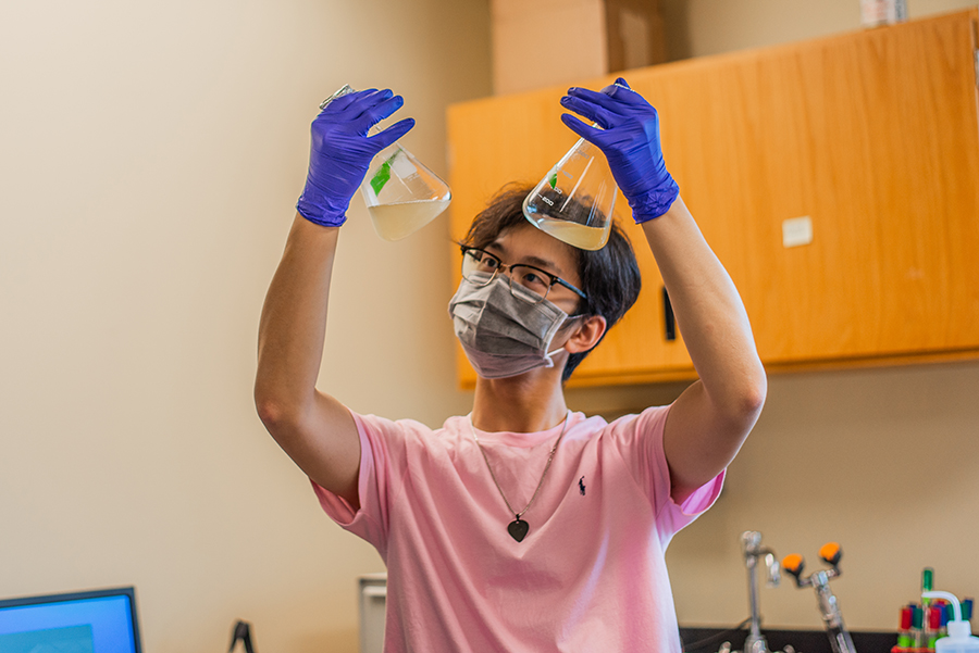 Another student performing a Research Experiment photo