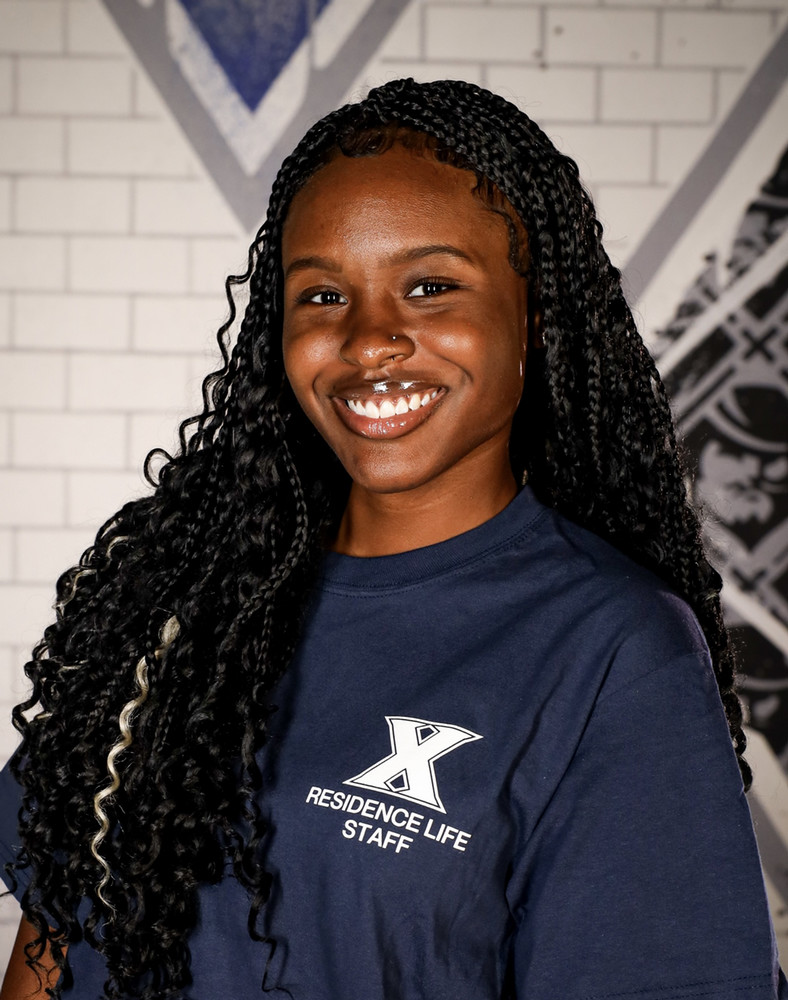 Alonna Hill