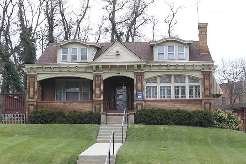 Exterior of one of the Dana Ave. houses for upper class students