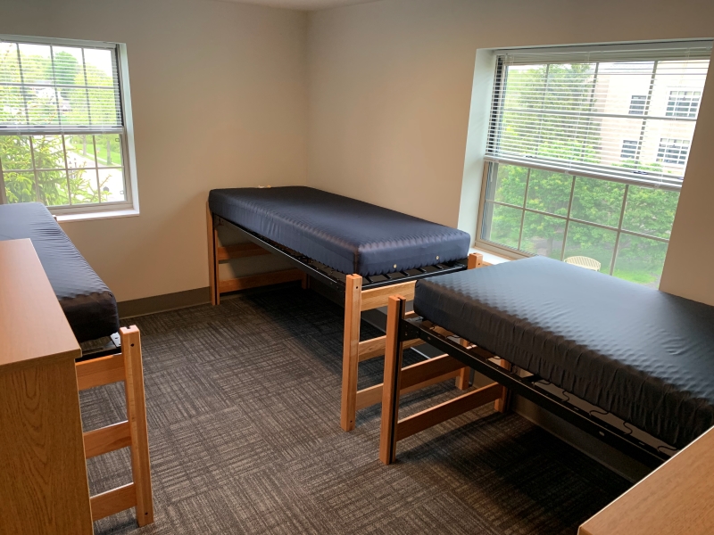 University Apartments Triple Bedroom